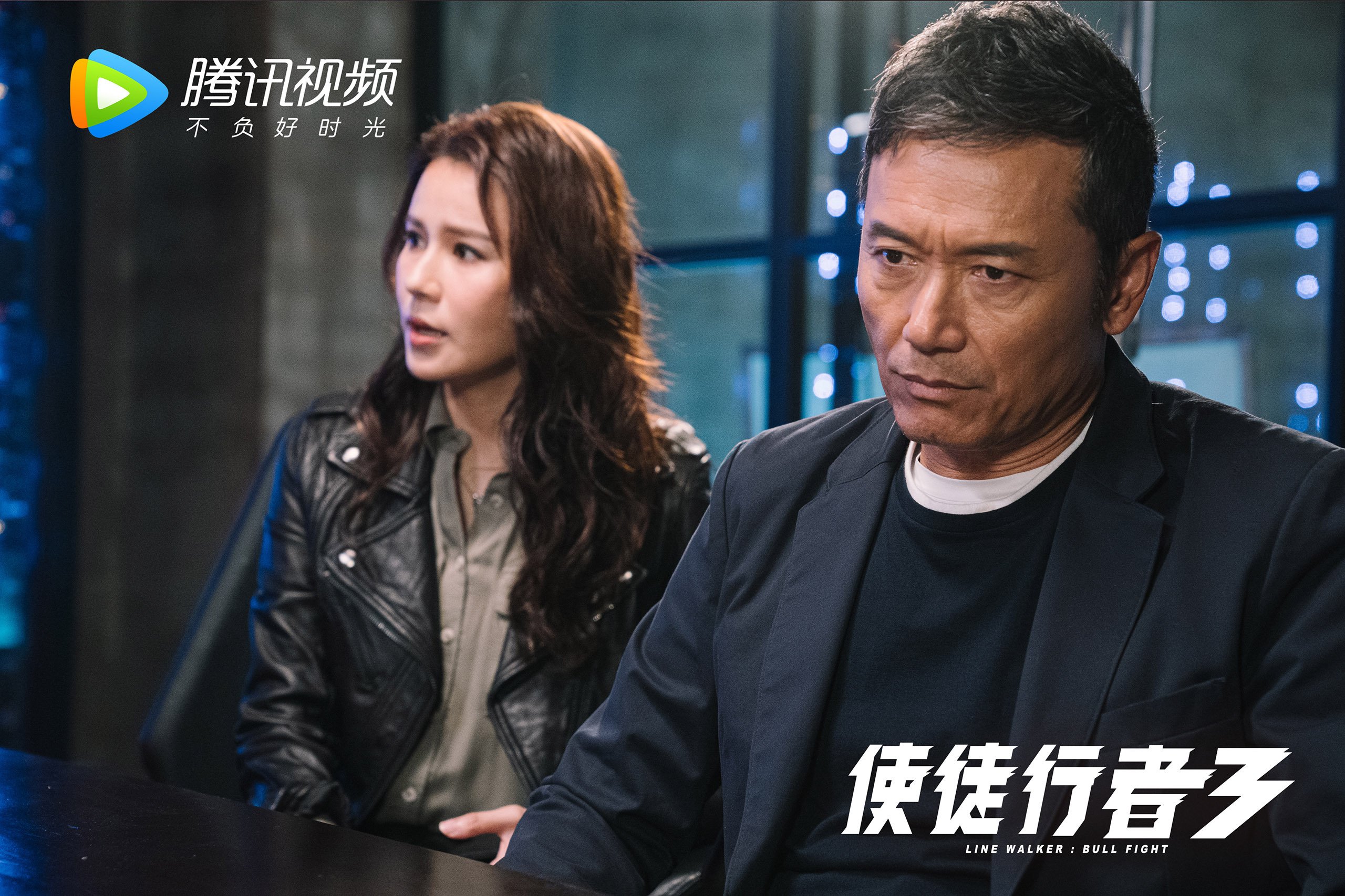 库兹马诺维奇在巴黎奥运会手球比赛中展现出出色的指挥能力，库兹马球技