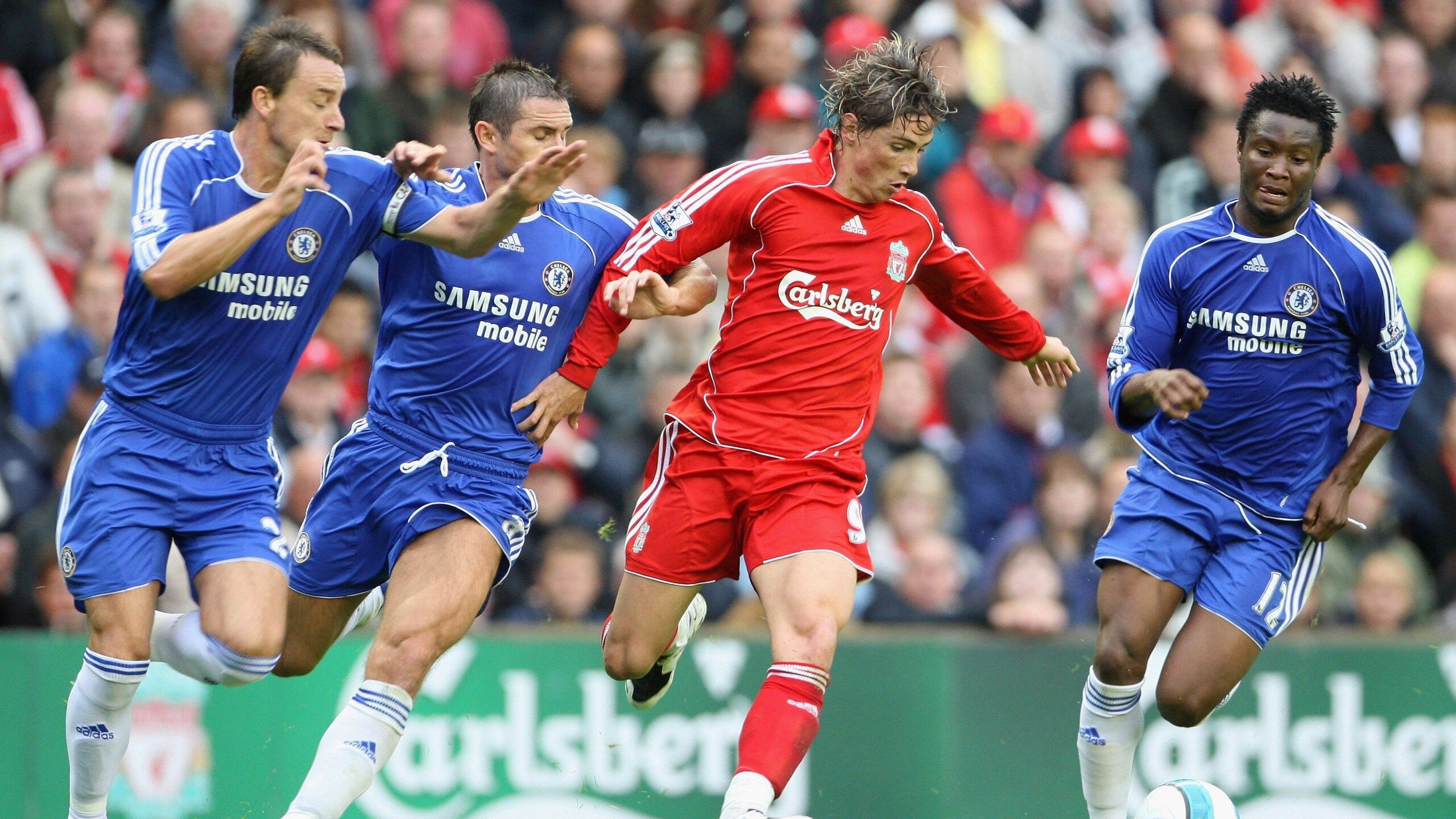 _极光滑雪与光影秀:冬日奇观激荡心灵_,极光和滑雪总有一个要有的吧